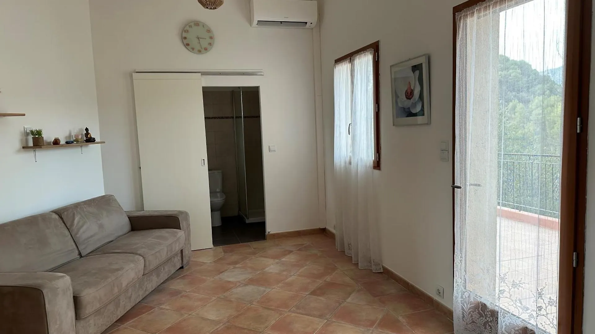 Les 4 Cypres Villa Contes  0*, Contes (Alpes-Maritimes) France