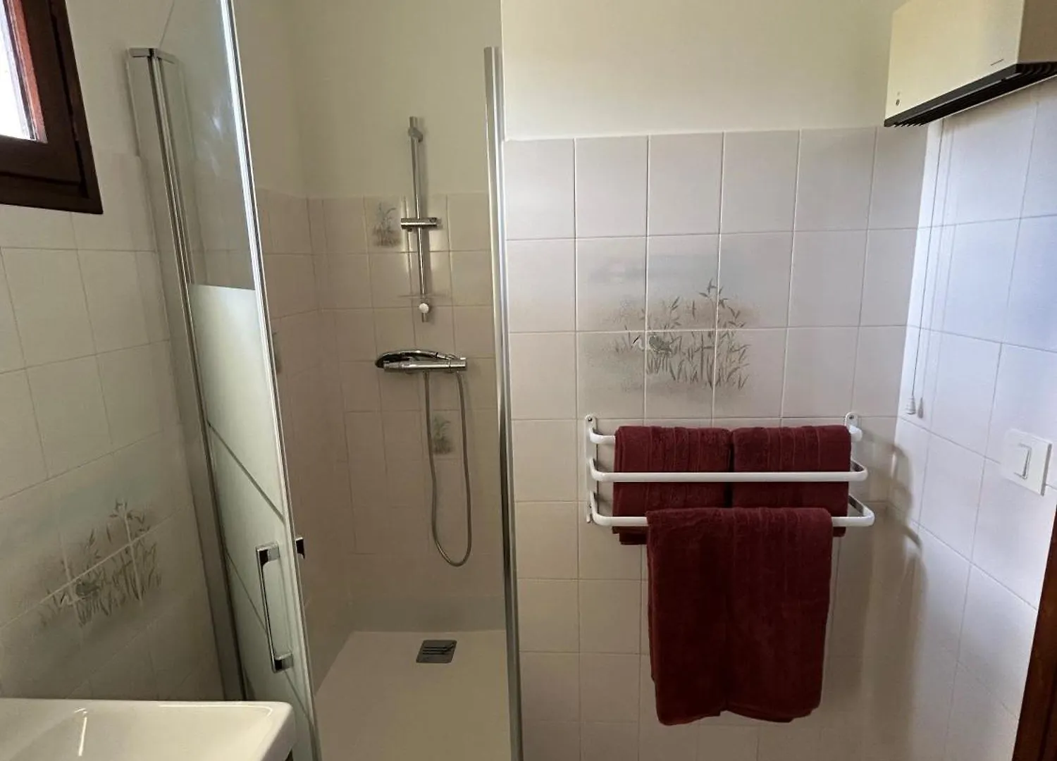 Les 4 Cypres Villa Contes  0*, Contes (Alpes-Maritimes) France